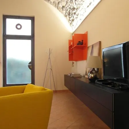 La Casa Di Andrea - By Myhomeincomo Apartment